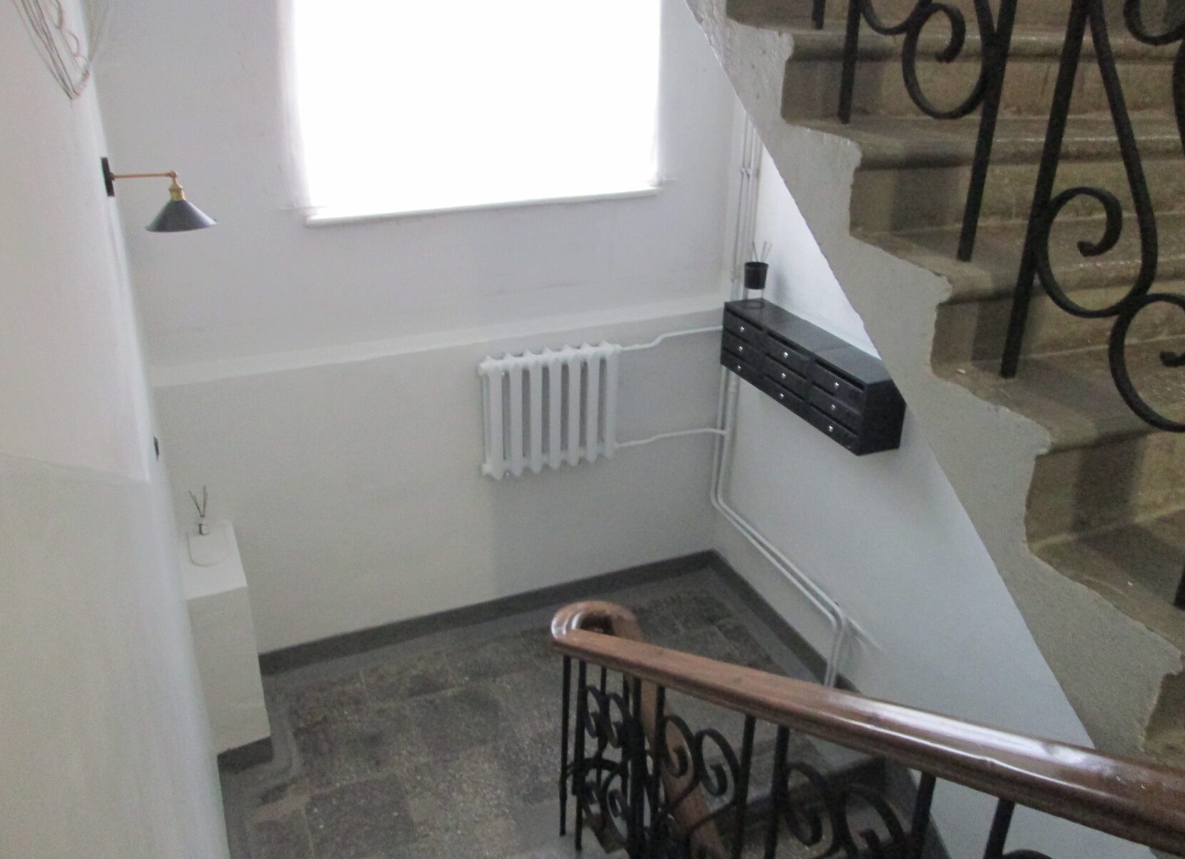 Жильцы отремонтировали подъезд за свой счет и остались виноватыми