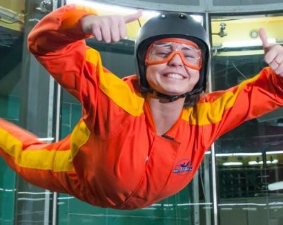 Почему 30-летним лучше дарить впечатления, а не вещи