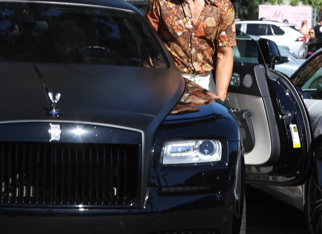 О том, как Rolls-Royce выгнал из салона индуса, а индус унизил за это Rolls-Royce