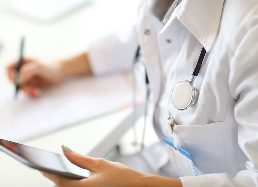 Имеют ли право платные клиники проводить операции прерывания беременности